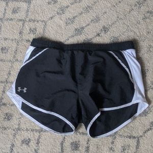 Under armour heat gear athletic shorts